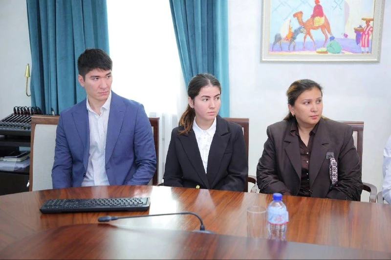 👍  Oziq-ovqat mahsulotlari xavfsizligi qo’mitasida O’zbekiston Respublikasi Prezidenti Shavkat Mirziyoyevning O'zbekiston