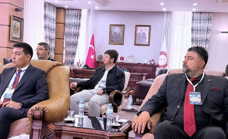 Xabar berganimizdek, ayni kunlarda yurtimizning bir guruh olimlari, ziyolilari Turkiyada bo’lib turibdi.